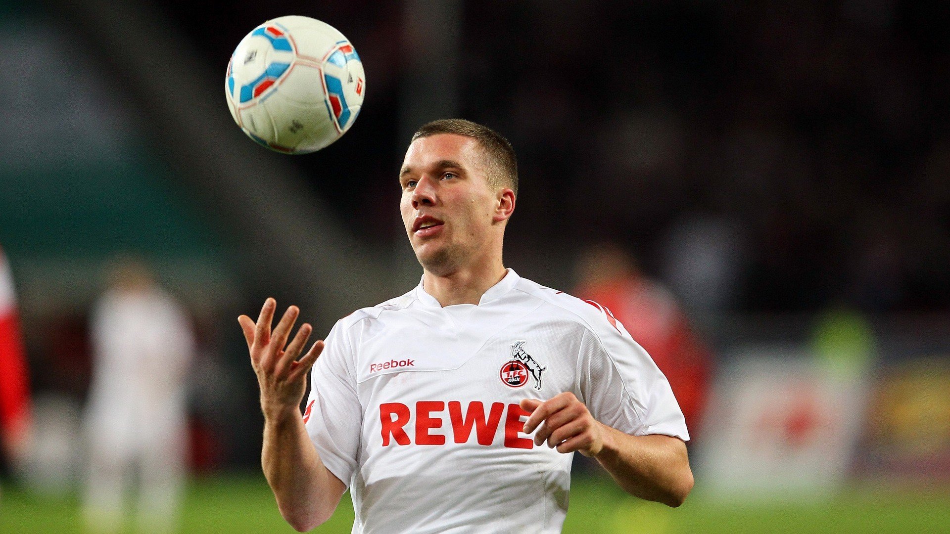 赛道之外，F1年度争冠焦点战，南非防守战术如何锁死里昂？